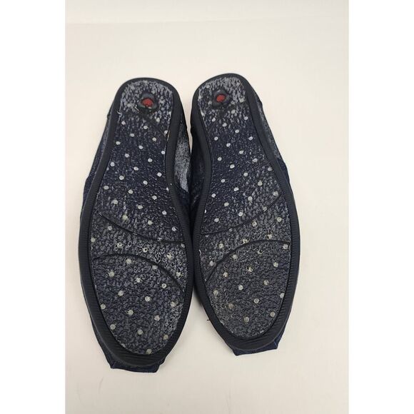 BOBS BY SKECKERS WOMEN'S CLASSIC SLIP-ON DENIM BLUE CASUAL FLAT SHOES SIZE 9.5 - Picture 4 of 11